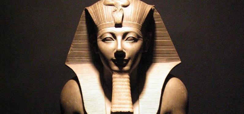 Fato do dia: Ascensão do Tutmés 3.º